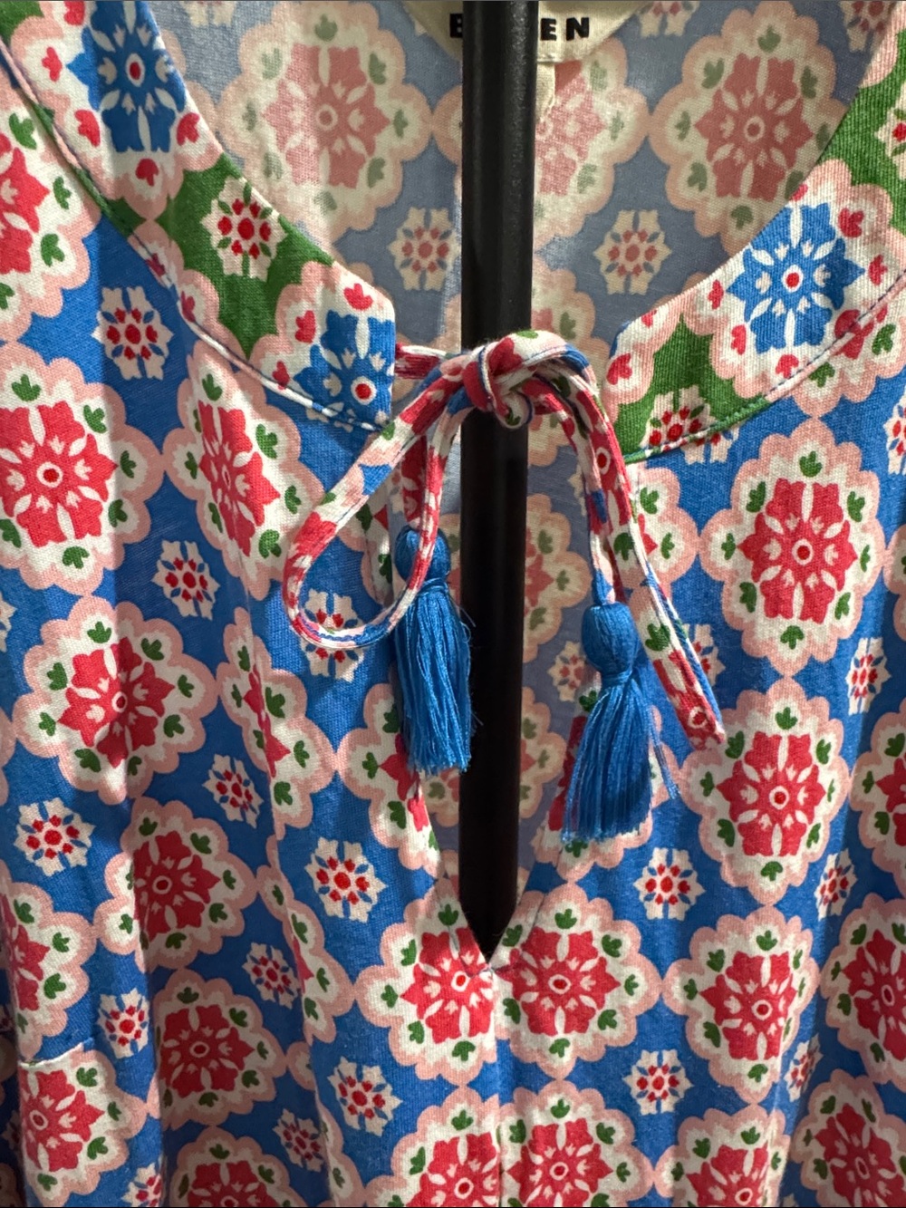 Boden Notch Neck Midi Dress (Size 10R) - Picture 4 of 13